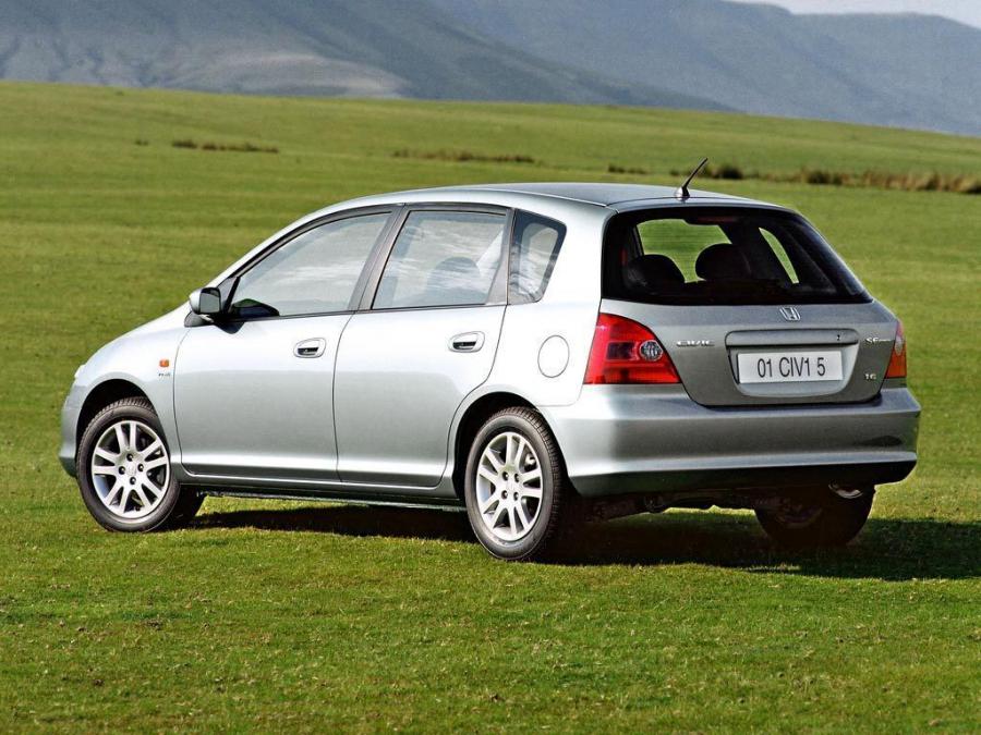  Honda Civic 5-Door 2001 года  (фото 5 из 9)